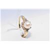 Image 1 : Ladies 14kt yellow gold, genuine pearl and diamond ring