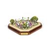 Image 1 : "Mad Tea Party" Scale Model by Olszewski.