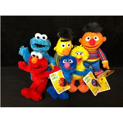 BRAND NEW W/ TAGS SESAME STREET PLUSH DOLL LOT (HASBRO/ PLAYSKOOL)