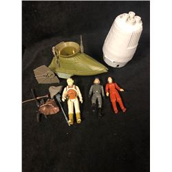 VINTAGE STAR WARS VEHICLES/ FIGURES/ WEAPONS LOT
