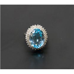 17) 14K WHITE GOLD DIAMOND & BLUE TOPAZ RING