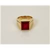 Image 1 : 19) 10K YELLOW GOLD SYNTHETIC RUBY GEMSTONE RING