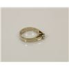 Image 3 : 25) 10K WHITE GOLD DIAMOND SOLITAIRE RING