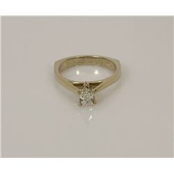 28) 10K WHITE GOLD DIAMOND SOLITAIRE RING