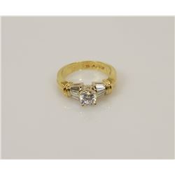 30) 18K YELLOW & WHITE GOLD DIAMOND & CZ RING