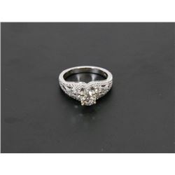 52) 18K WHITE GOLD DIAMOND ENGAGEMENT RING