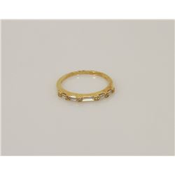 53) 18K YELLOW GOLD DIAMOND MELEE BAND