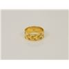 Image 1 : 55) 21K YELLOW GOLD FANCY DESIGN BAND RING