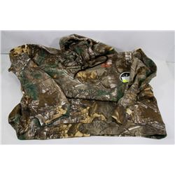 NEW REAL TREE SIZE LARGE CAMO HOODIE WITH