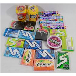 BAG OF ASSORTED MINTS AND GUM