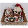 Image 1 : FLAT OF ASSORTED CHRISTMAS DÉCOR