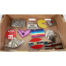 FLAT OF BELT BUCKLES