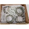 Image 1 : BOX W/6 FASHION BRACELETS - JEWELRY