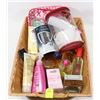 Image 1 : BASKET OF PERFUME AND MORE
