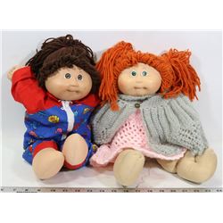 PAIR OF VINTAGE CABBAGE PATCH KIDS