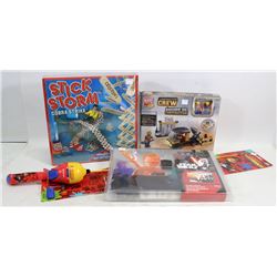 NEW LOT OF ASSORTED TOYS INCLUDING BLOCK TECH