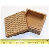 Image 1 : HAND MADE BASKET WEAVE STONE TRINKET BOX