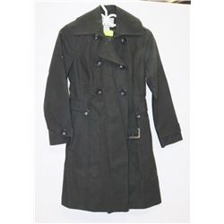 LADIES TRENCH COAT SIZE SMALL
