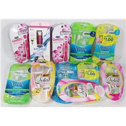 BAG OF ASSORTED WOMENS RAZORS