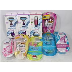 BAG OF ASSORTED WOMENS RAZORS