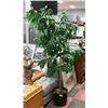 Image 1 : LARGE 6' ARTIFICIAL FLOOR PLANT