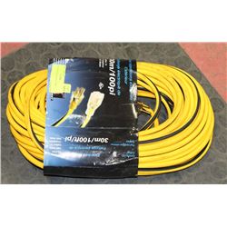 NEW 100FT EXTENSION CORD