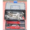 Image 1 : SMALL TOOL BOX WITH CONTENTS