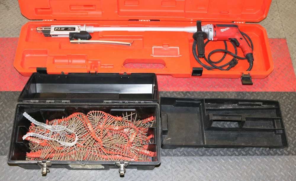 PAM AUTOFEED SCREW GUN SOLD WITH TOOL BOX FULL OF Kastner Auctions