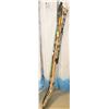 Image 1 : LOT OF 5, 3 RIGHT HANDED HOCKEY STICKS AND 2
