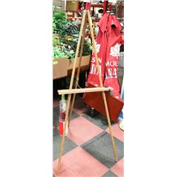 61" OAK ART QUARTET EASLE WITH 12PC DESERRES BRUSH