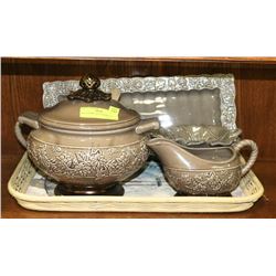 8PC CERAMIC LIFE AT HOME SET.