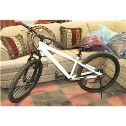 KRANKED BIKE 22" WHEELS - WHITE, 7 SPEEDS W/ DISC