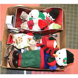 FLAT OF SNOWMAN DECORATIONS