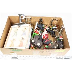 BOX W/5 LETTER SILVER-TONE "PEACE"