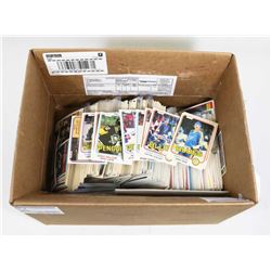 COLLECTION OF OLD 70'S AND 80'S OPC HOCKEY CARDS