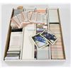 Image 1 : 4 ROW BOX OF HOCKEY CARDS INCL 1 UNOPENED BOX OF
