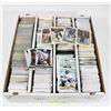 Image 1 : BOX OF OVER 3000 HOCKEY HOCKEY CARDS - ASSORTED