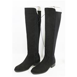 NEW IN BOX WOMEN'S KNEE HIGH BOOT