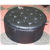 Image 2 : NEW BLACK LEATHERETTE STORAGE OTTOMAN WITH 4 STOW