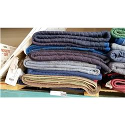 7 MOVING BLANKETS