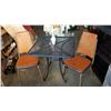 Image 1 : VINTAGE PATIO BISTRO SET, 2 CHAIRS TABLE AND UMBRELLA