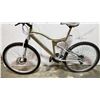 Image 1 : GOLD AND SILVER SUPERCYCLE BIKE