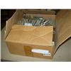 Image 2 : BOX OF LARGE STAPLES