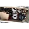 Image 3 : VINTAGE STEAMER TRUNK FULL OF HOUSEHOLD APPLIANCES