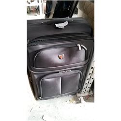 5 PIECE SWISS GEAR LUGGAGE