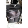 Image 1 : 5 PIECE SWISS GEAR LUGGAGE