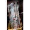 Image 1 : TOTE OF BLINDS AND CURTAIN RODS