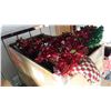 Image 1 : BOX OF CHRISTMAS DECOR