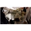 Image 1 : LOT OF FUR SCRAPS