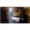 Image 2 : 2 TRIM BOX BLOWERS